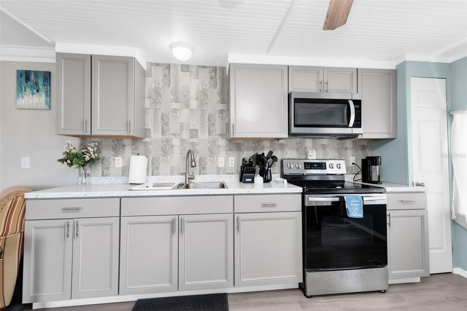 Mobile Home at 6835 ANAPA CT, NORTH PORT, photo 3 of 25