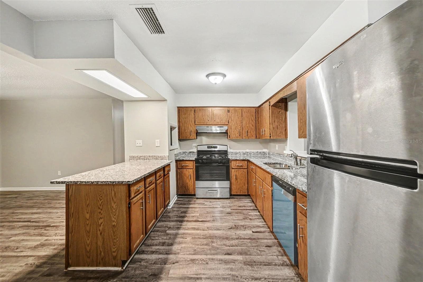 Single Family Residence at 2318 JOBBINS DR, LEESBURG, photo 5 of 20