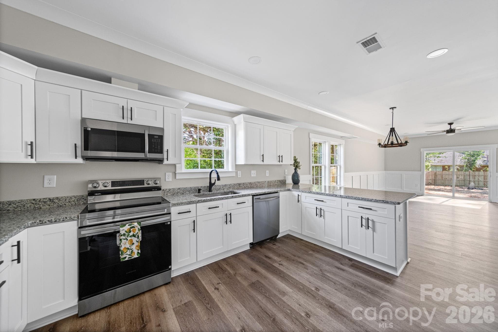 Single Family Residence at Charlotte, photo 6 of 35