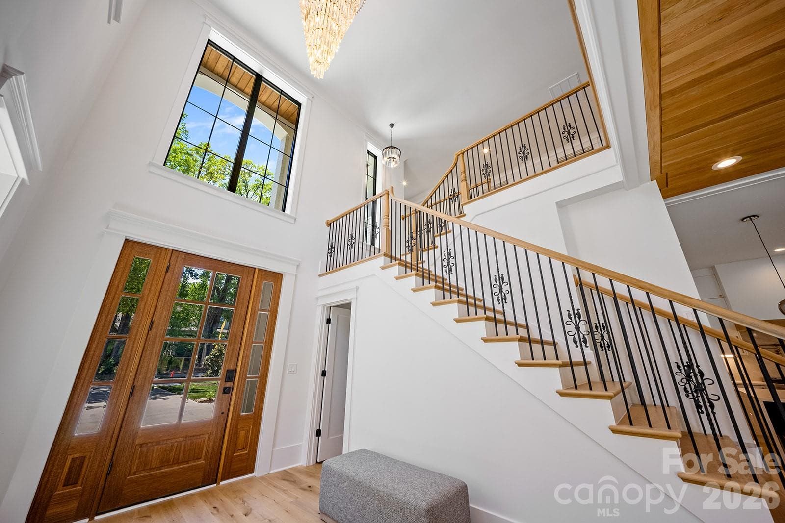 Single Family Residence at 2541 Shenandoah Avenue, Charlotte, photo 7 of 43