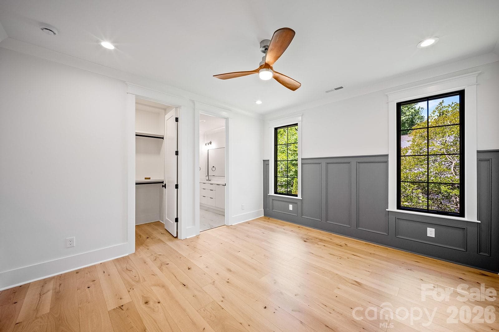 Single Family Residence at 2541 Shenandoah Avenue, Charlotte, photo 33 of 43