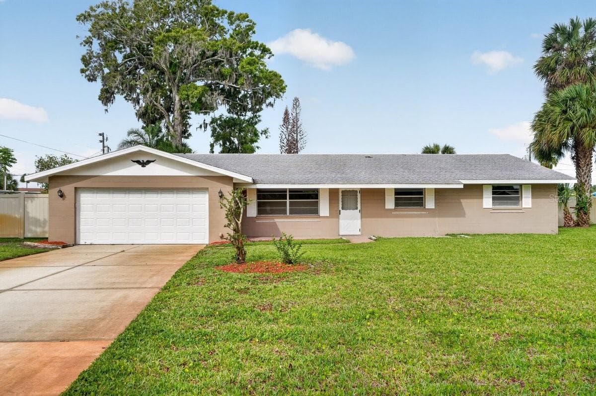 2342 CITRUS AVE