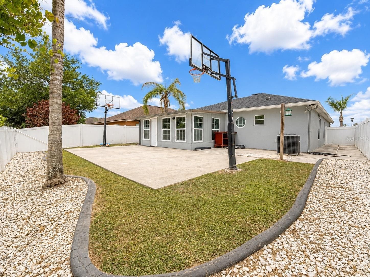 Single Family Residence at 2221 PARIA LN, KISSIMMEE, photo 3 of 33