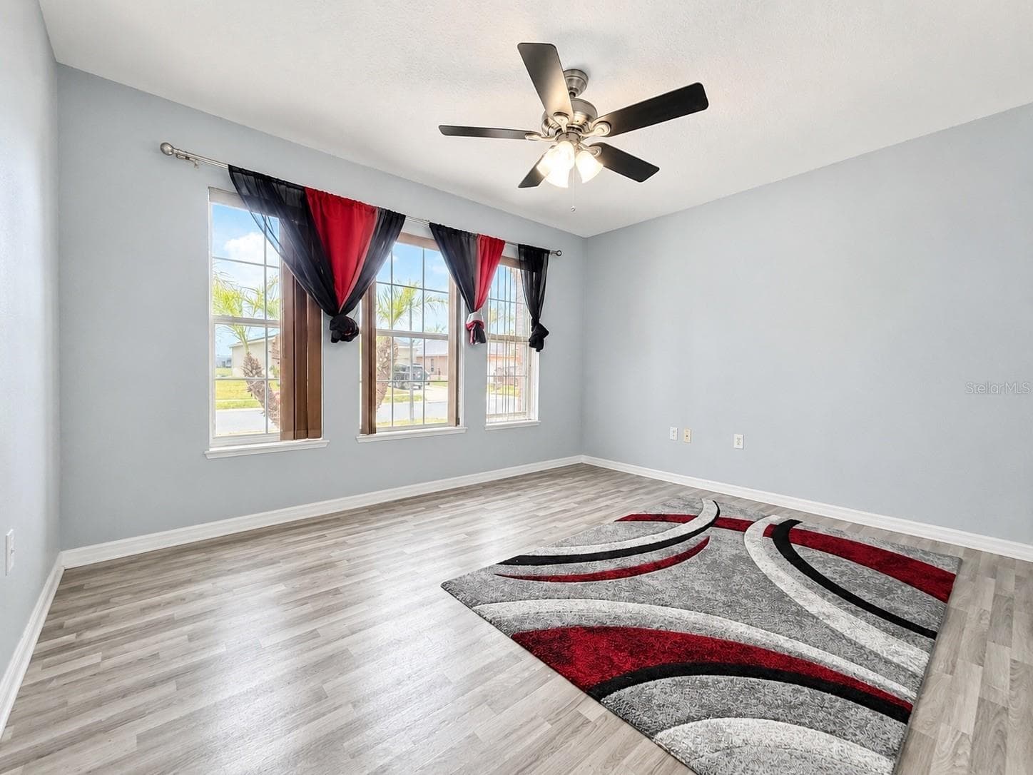 Single Family Residence at 2221 PARIA LN, KISSIMMEE, photo 4 of 33
