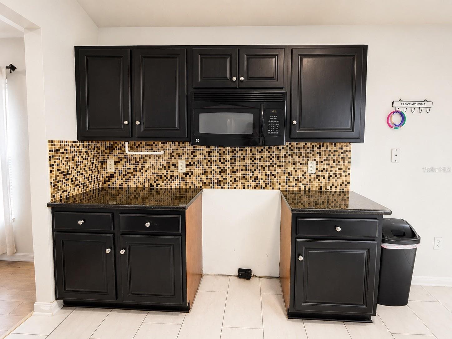 Single Family Residence at 2221 PARIA LN, KISSIMMEE, photo 11 of 33