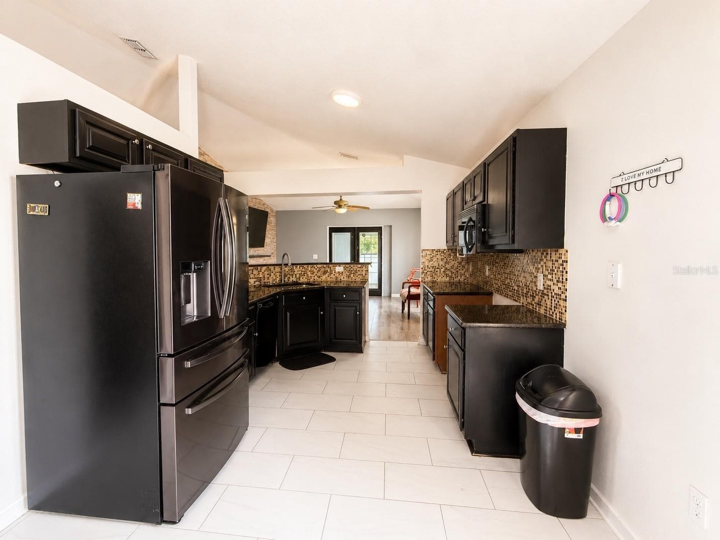 Single Family Residence at 2221 PARIA LN, KISSIMMEE, photo 12 of 33