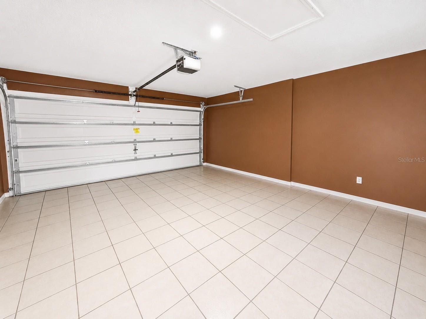 Single Family Residence at 2221 PARIA LN, KISSIMMEE, photo 26 of 33