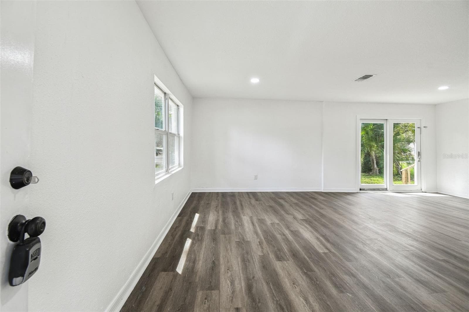 Single Family Residence at 6502 N 31ST ST, TAMPA, photo 13 of 59
