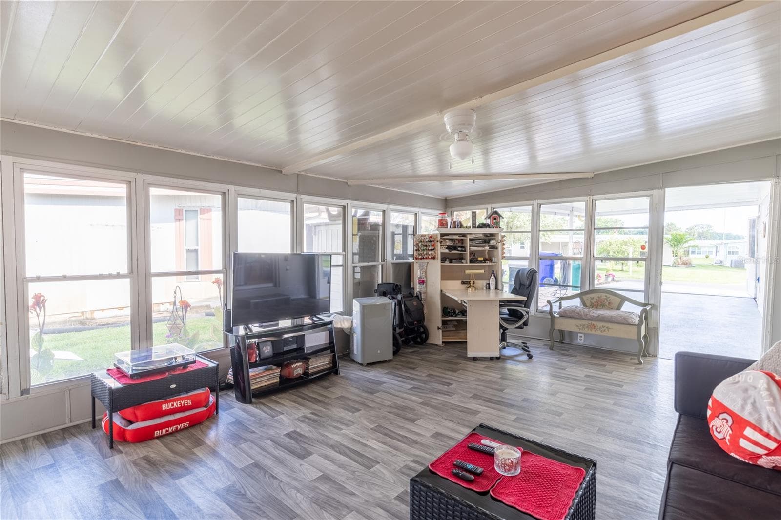 Manufactured Home at 1004 TODD WAY, TAVARES, photo 19 of 49