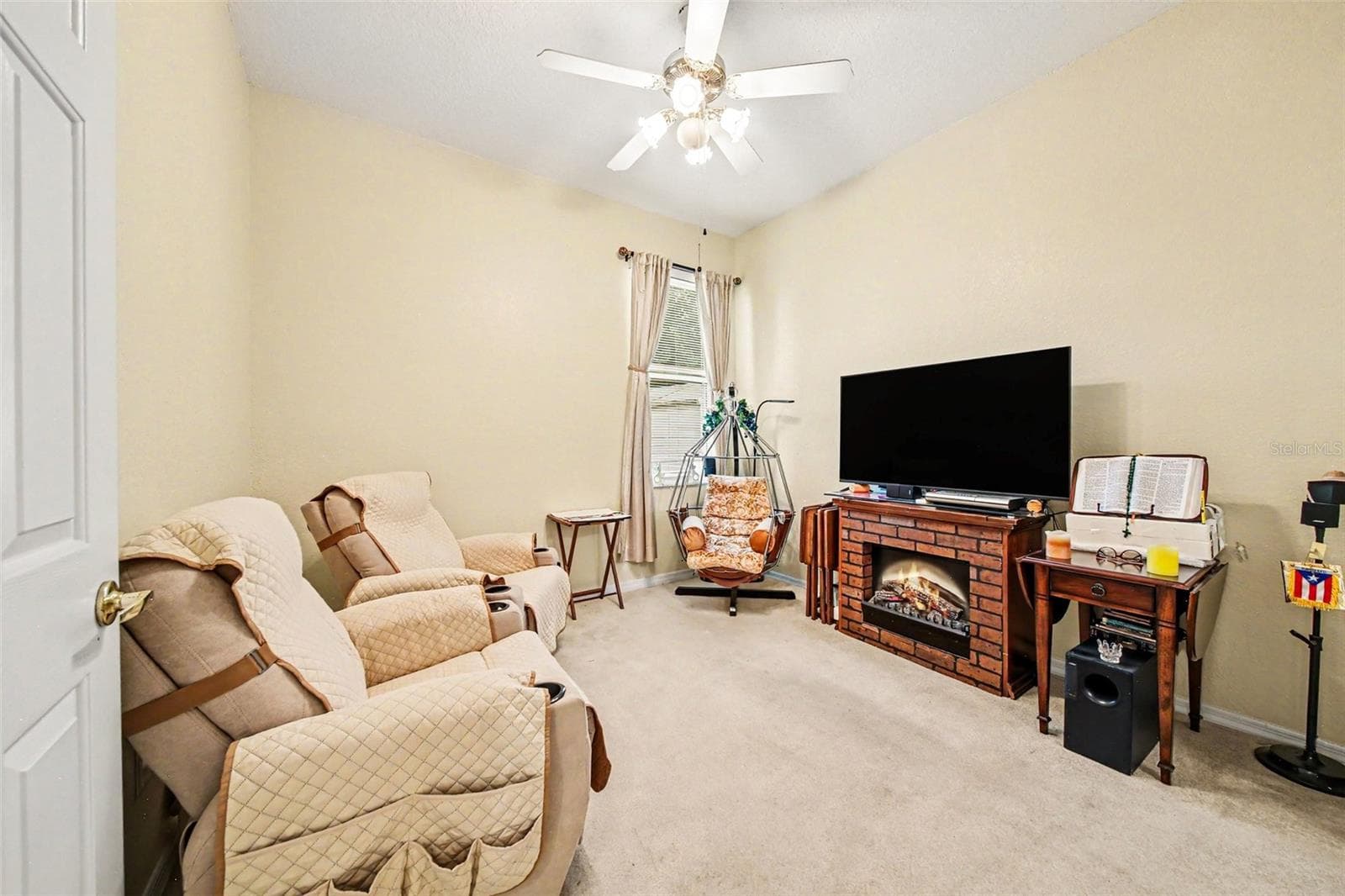 Single Family Residence at 72 WHITE STAR DR, PALM COAST, photo 24 of 35