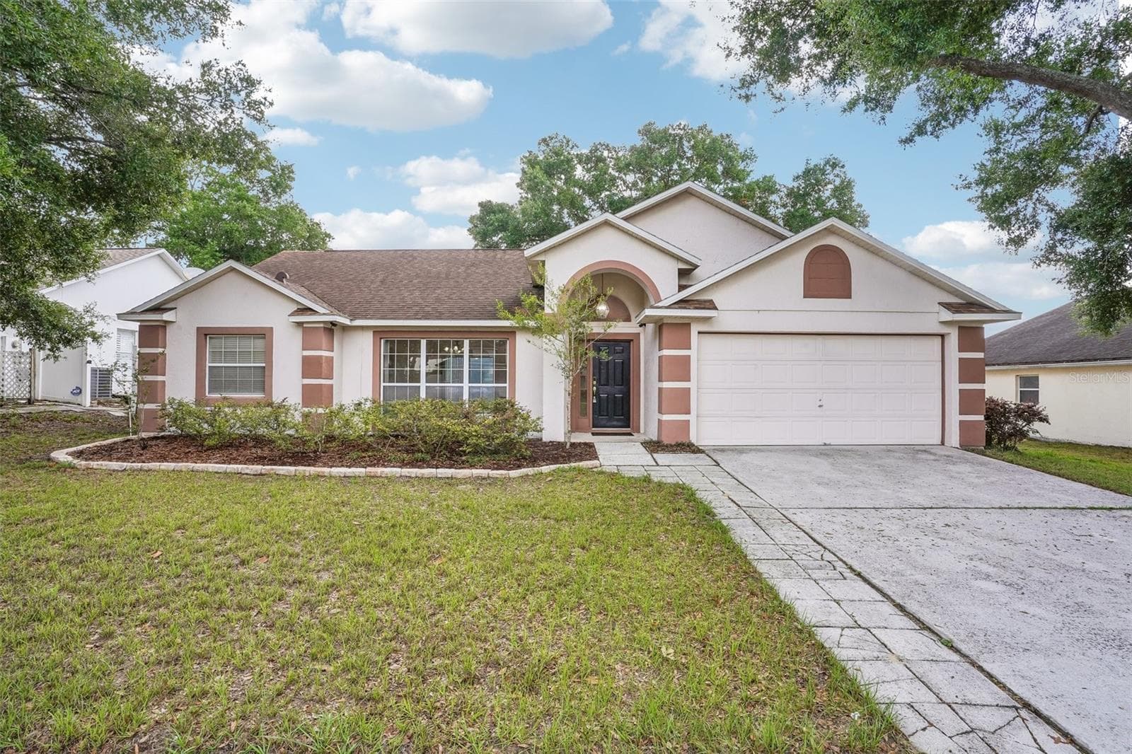 2596 ALCLOBE CIR