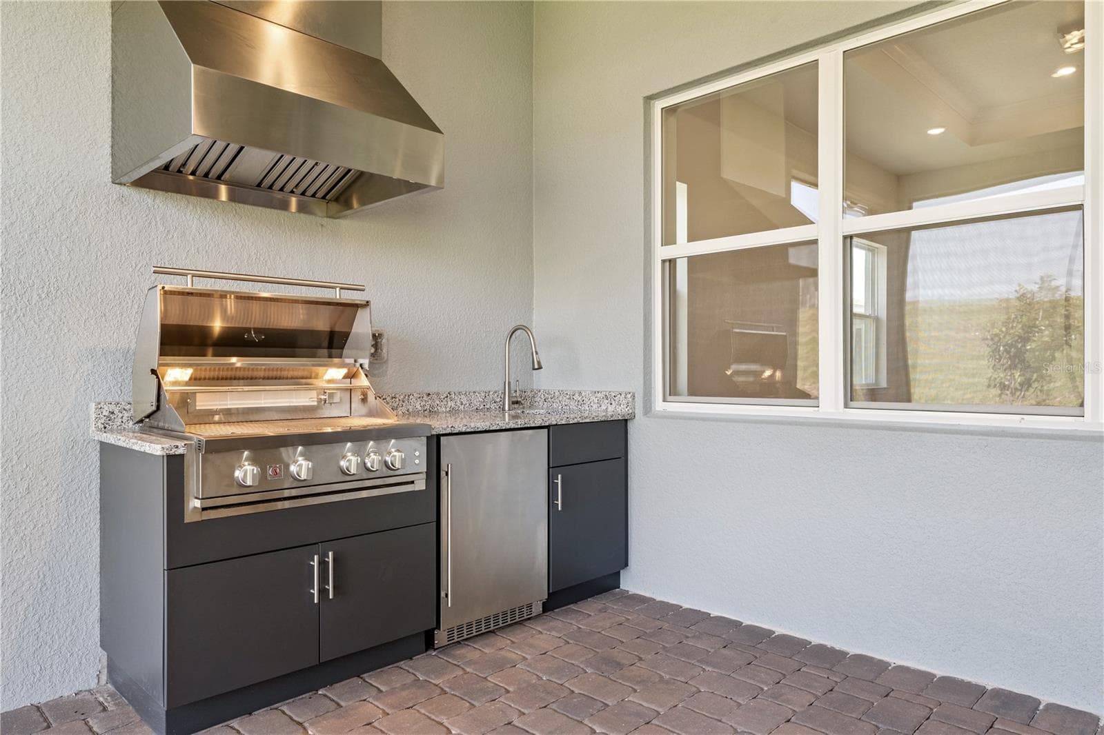 SUMMER KITCHEN FOR ENTERTAINING - 1552 SKYLINE HEIGHTS CIR, MINNEOLA