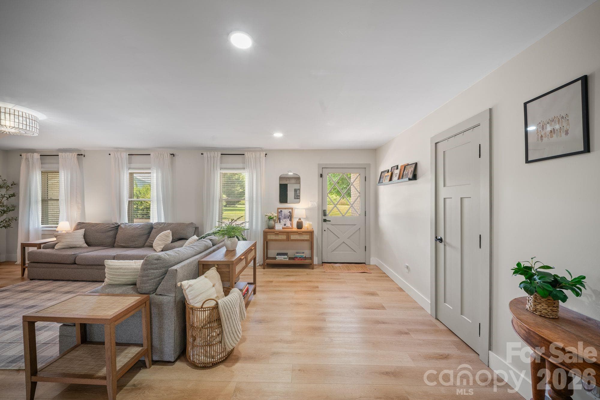 Single Family Residence at Canton, photo 9 of 35