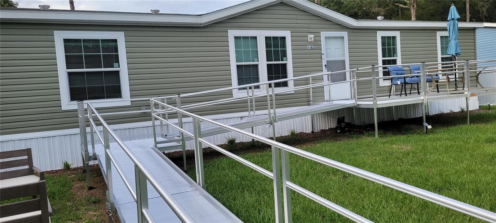 Manufactured Home at 11625 NW 20TH ST, OCALA, photo 2 of 29