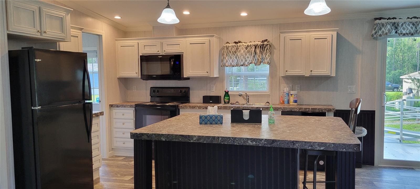 Manufactured Home at 11625 NW 20TH ST, OCALA, photo 7 of 29