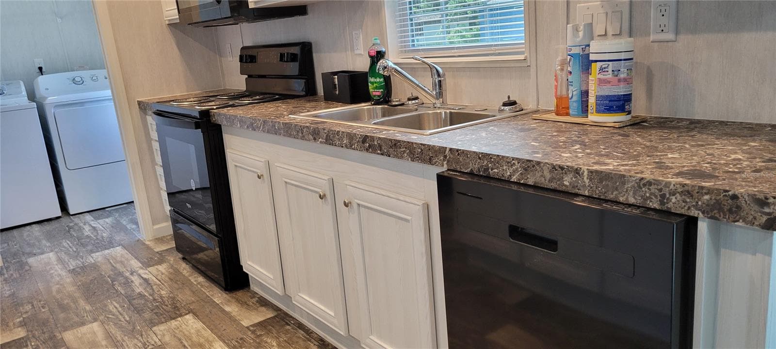Manufactured Home at 11625 NW 20TH ST, OCALA, photo 9 of 29