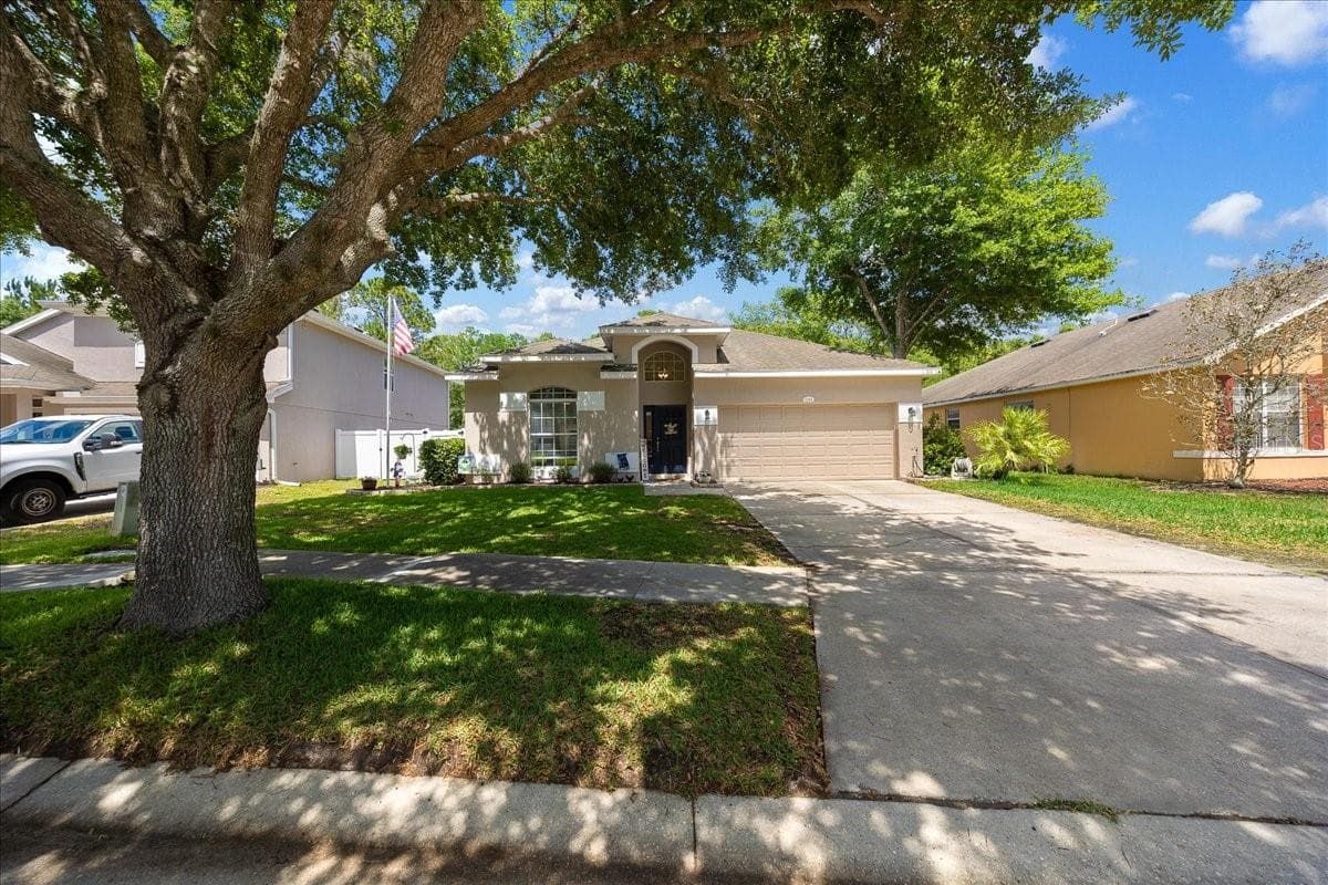Single Family Residence at 12044 COLONY LAKES BLVD, NEW PORT RICHEY, photo 4 of 51