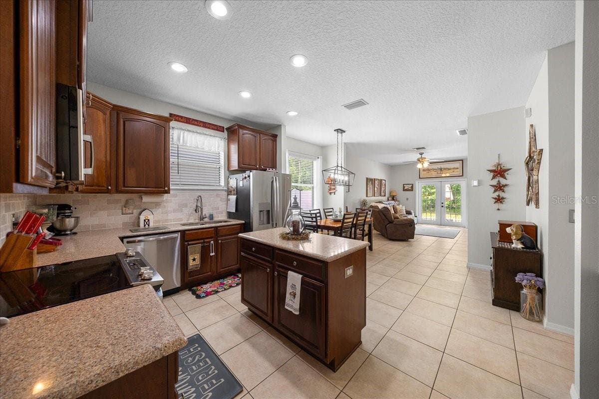 Single Family Residence at 12044 COLONY LAKES BLVD, NEW PORT RICHEY, photo 10 of 51