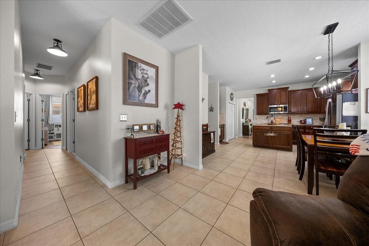 Single Family Residence at 12044 COLONY LAKES BLVD, NEW PORT RICHEY, photo 9 of 51