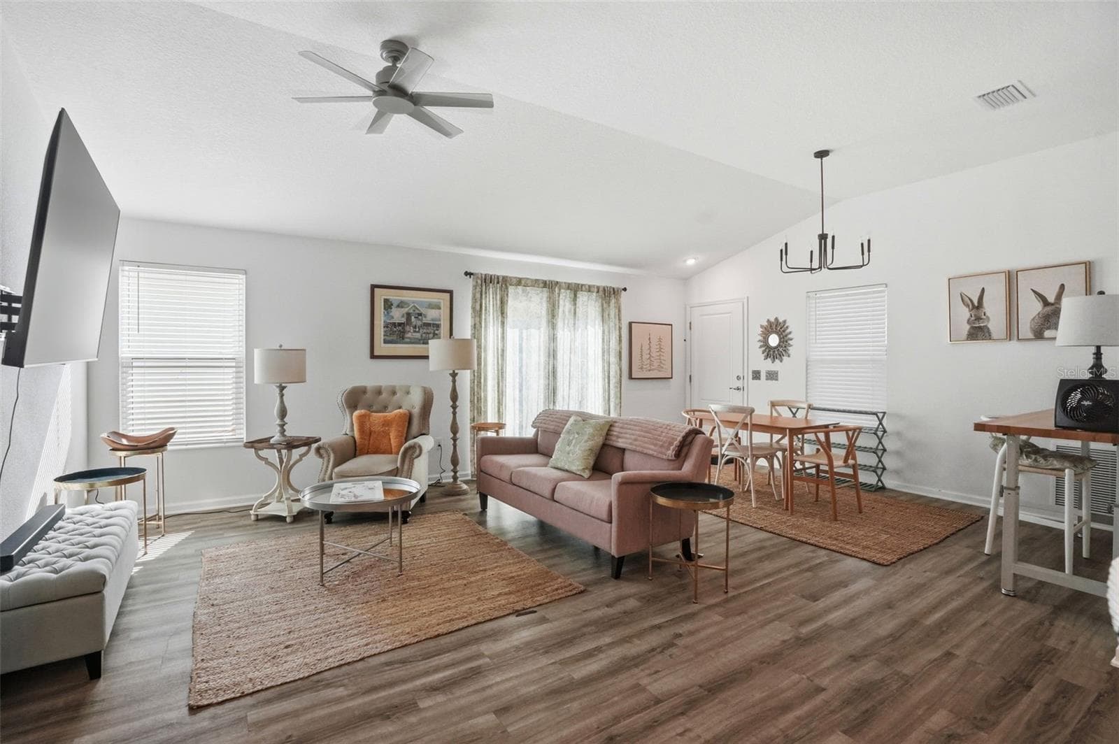 Villa at 862 SPRING AVE, THE VILLAGES, photo 10 of 52