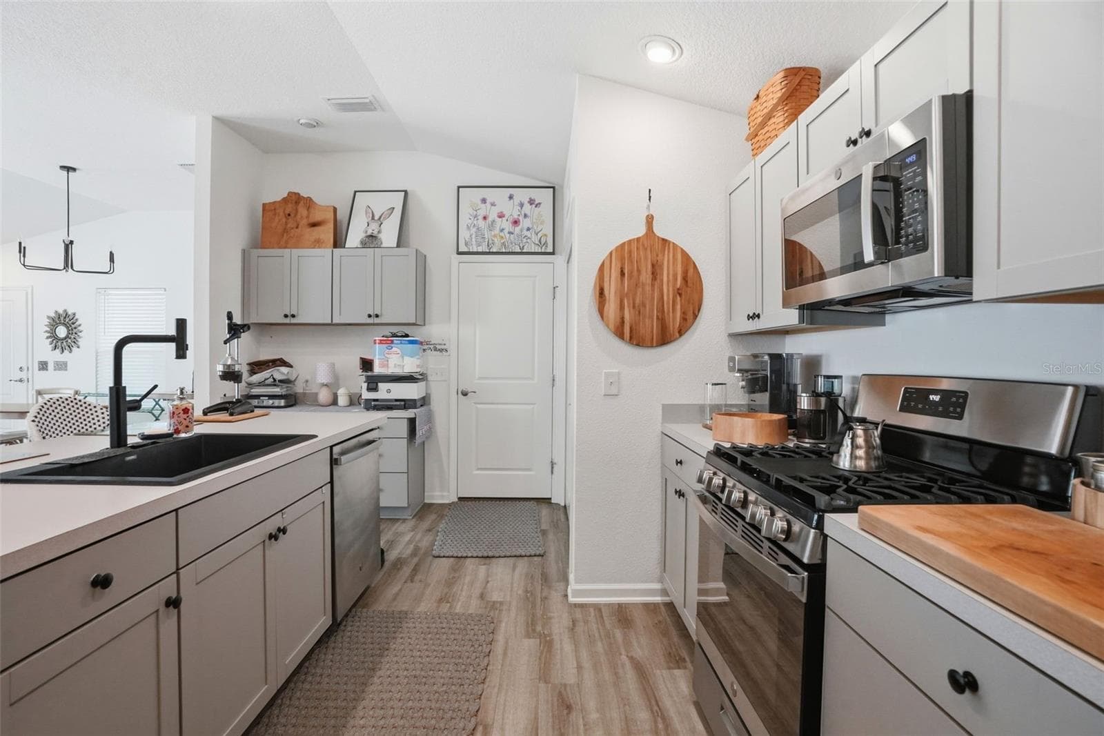 Villa at 862 SPRING AVE, THE VILLAGES, photo 21 of 52