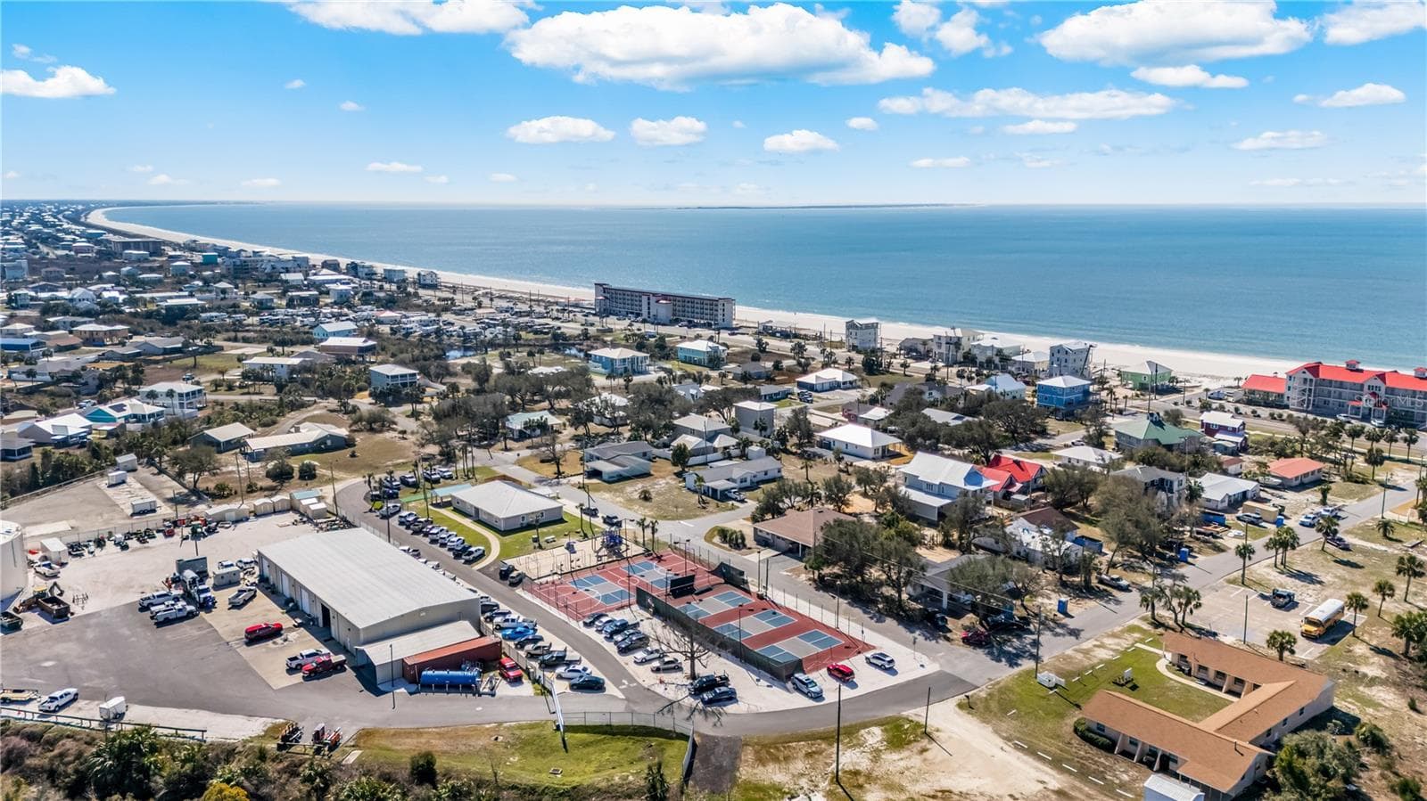 Community pickleball, tennis and basketball courts - 1817 HIGHWAY 98, MEXICO BEACH