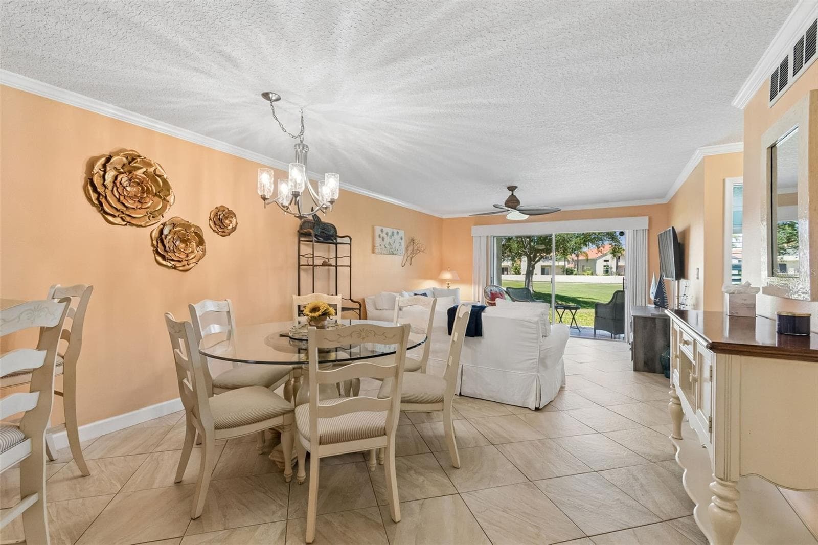 Condominium at 6085 BAHIA DEL MAR BLVD #106, ST PETERSBURG, photo 5 of 37