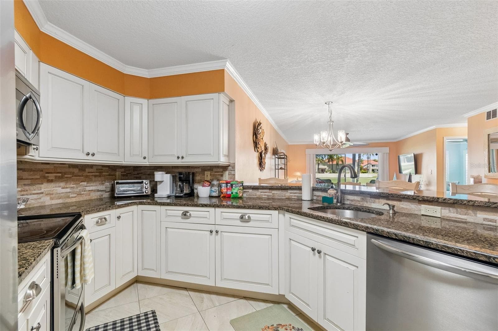 Condominium at 6085 BAHIA DEL MAR BLVD #106, ST PETERSBURG, photo 8 of 37