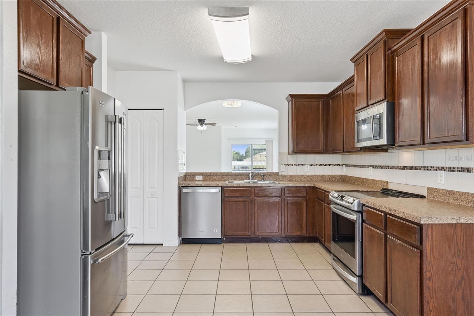 Single Family Residence at 4619 CABALERRO TRL, KISSIMMEE, photo 7 of 62