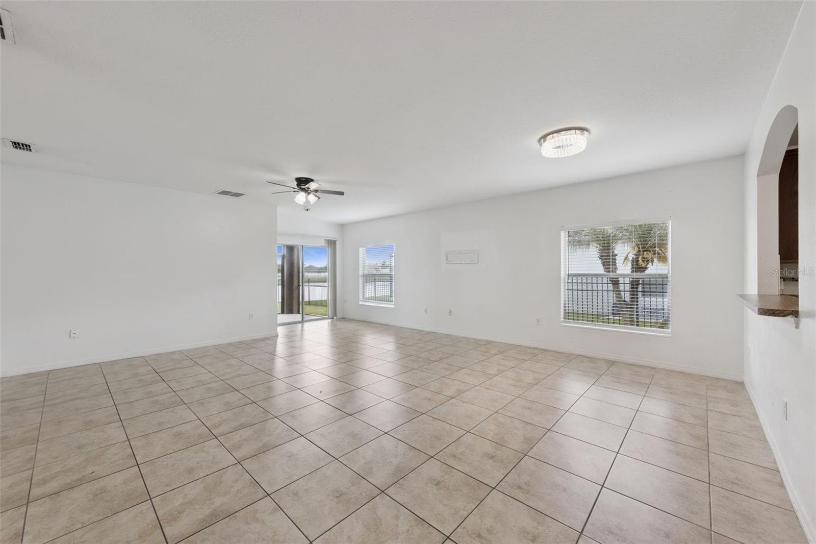 Single Family Residence at 4619 CABALERRO TRL, KISSIMMEE, photo 11 of 62