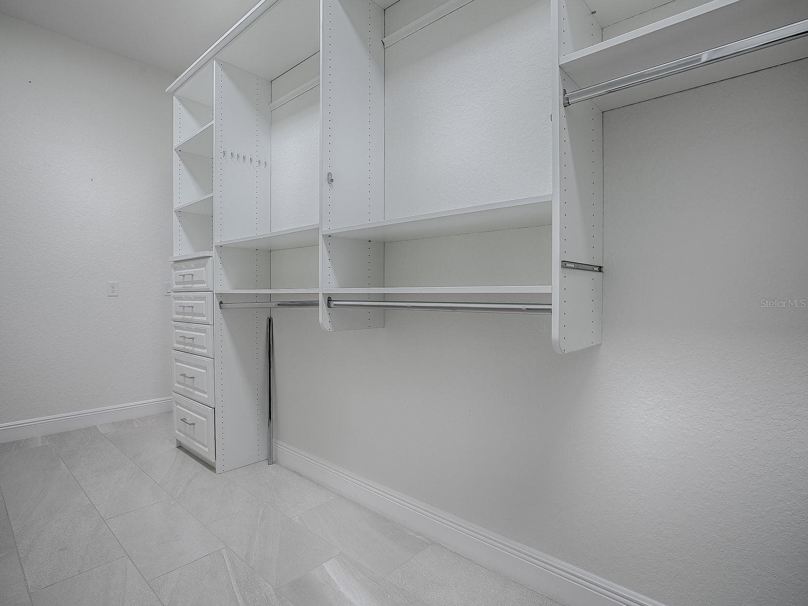 Single Family Residence at 858 PINCKNEY LN, THE VILLAGES, photo 43 of 69