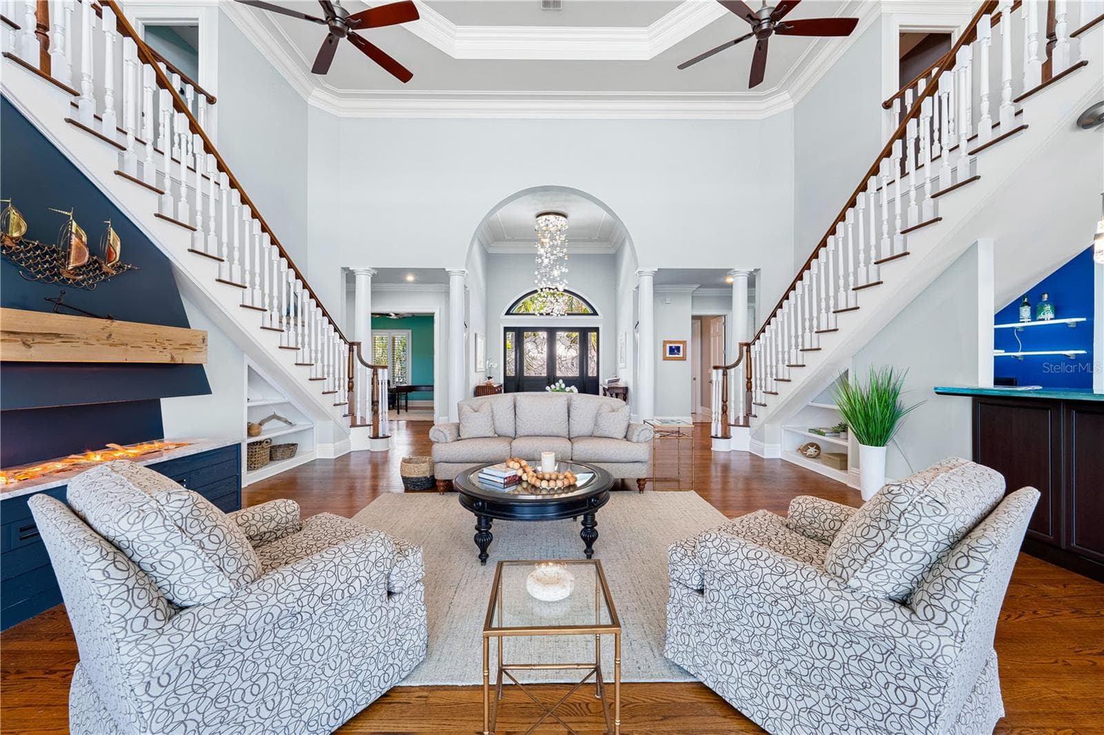 Single Family Residence at 350 S SHORE DR, SARASOTA, photo 10 of 69