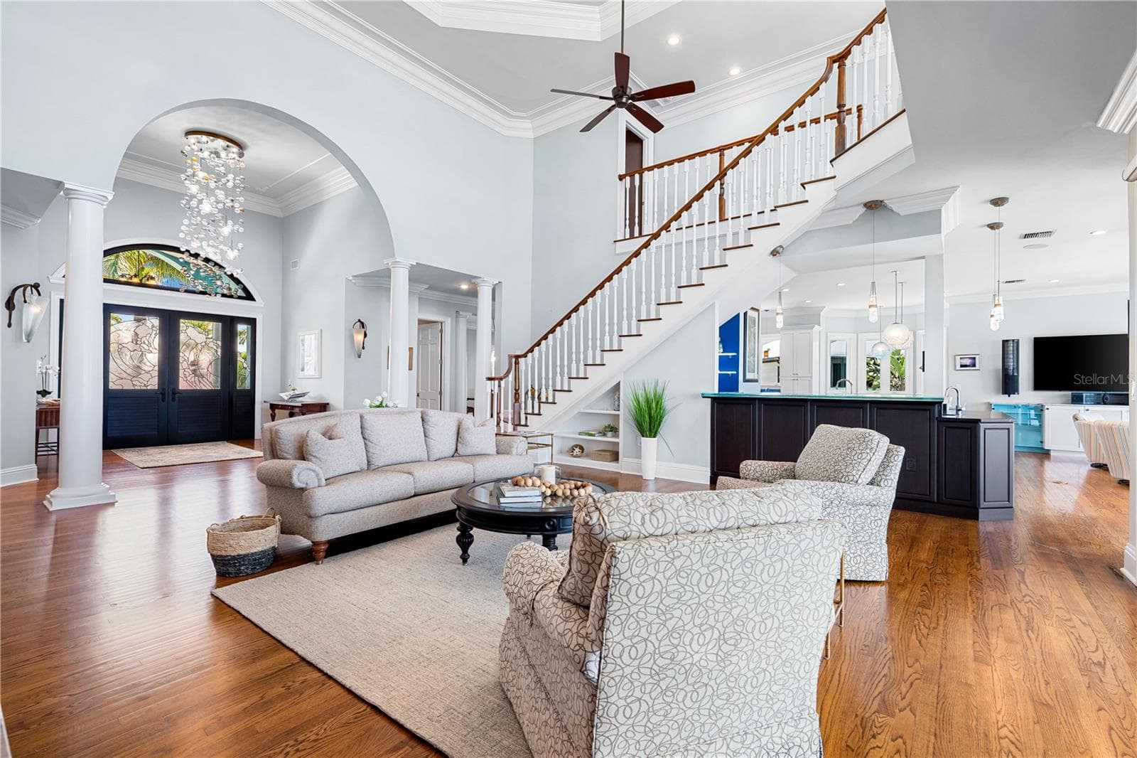 Single Family Residence at 350 S SHORE DR, SARASOTA, photo 11 of 69