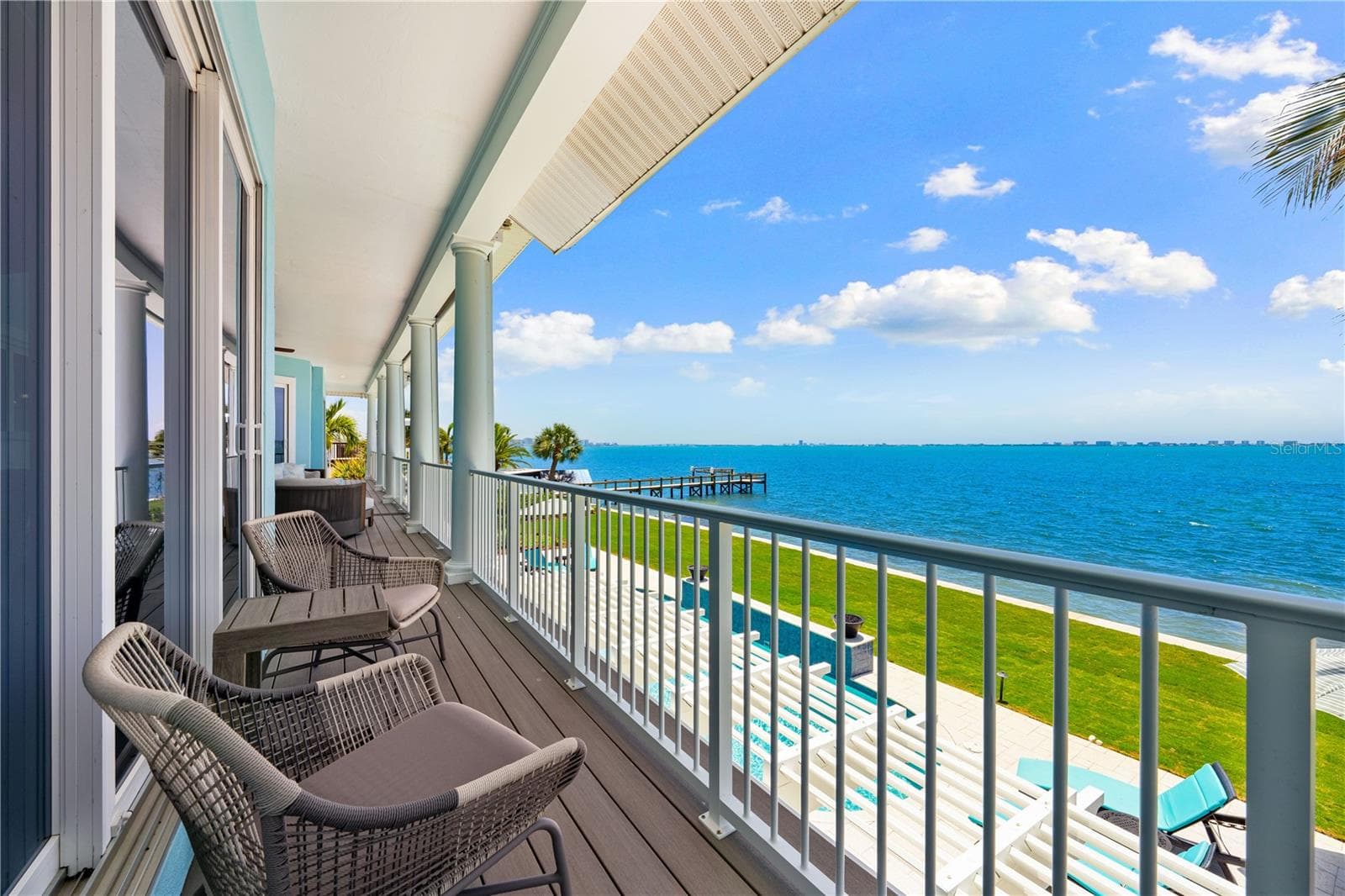 Single Family Residence at 350 S SHORE DR, SARASOTA, photo 15 of 69