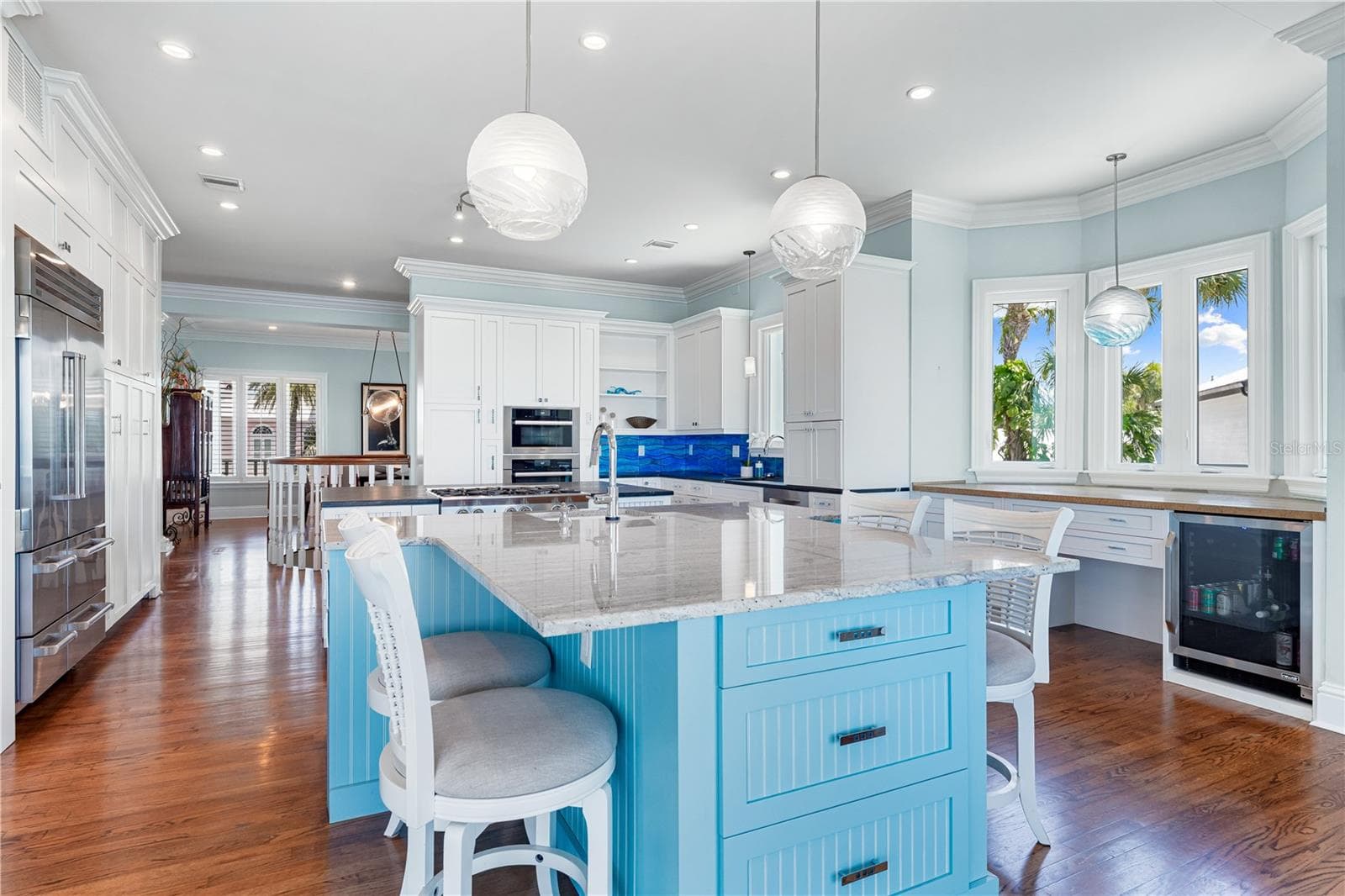 Single Family Residence at 350 S SHORE DR, SARASOTA, photo 17 of 69