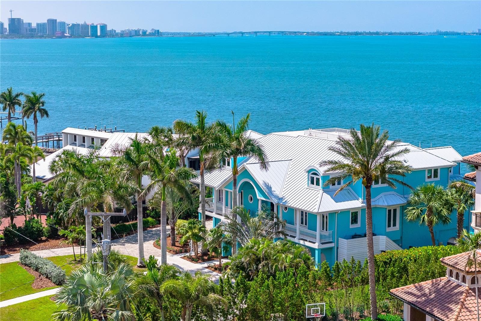 Single Family Residence at 350 S SHORE DR, SARASOTA, photo 55 of 69