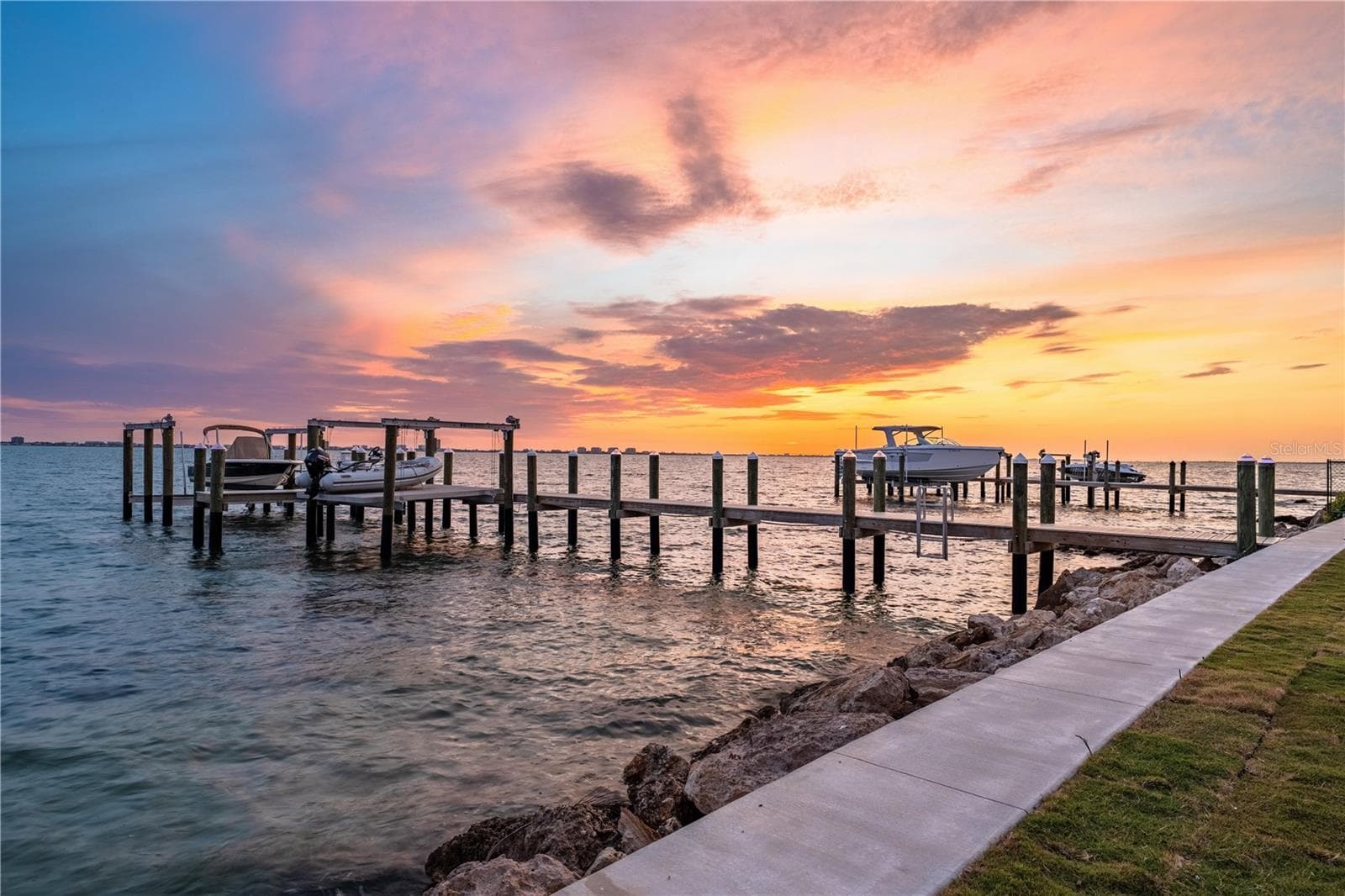 Single Family Residence at 350 S SHORE DR, SARASOTA, photo 67 of 69
