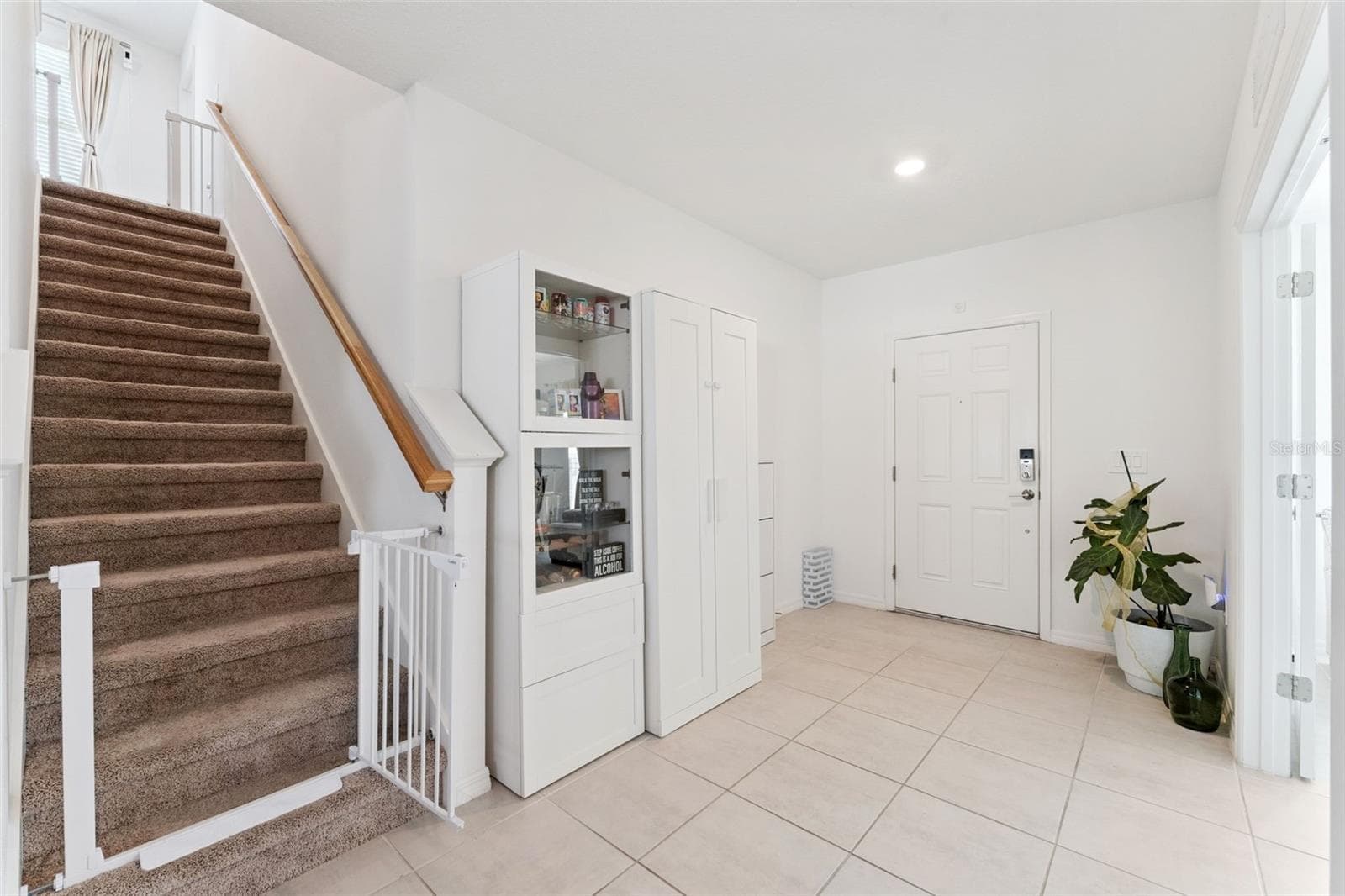 Single Family Residence at 1111 CALICO POINTE CIR, GROVELAND, photo 9 of 53