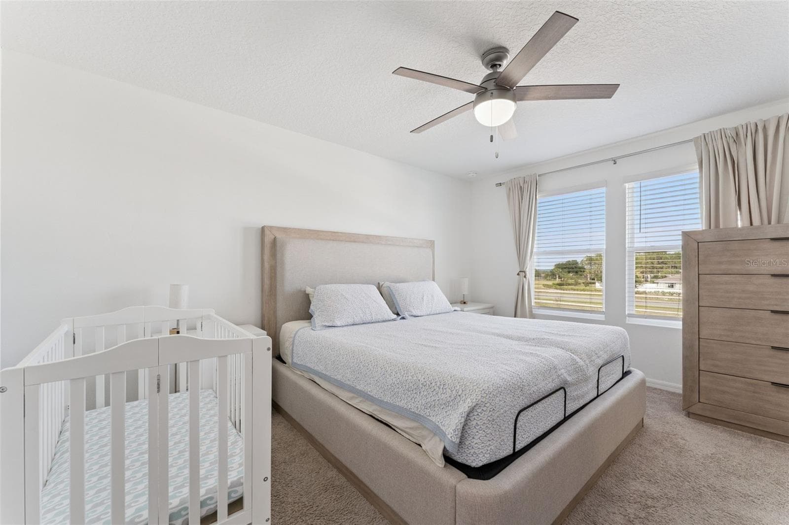 Single Family Residence at 1111 CALICO POINTE CIR, GROVELAND, photo 24 of 53