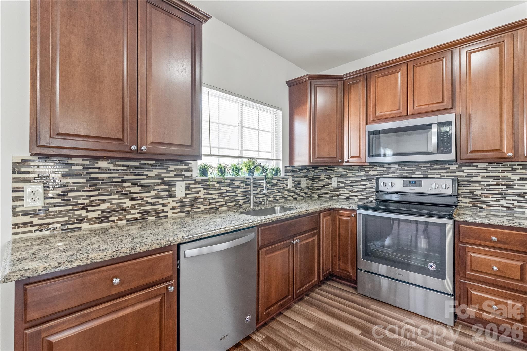 Townhouse at 1707 Kashmir White Lane, Fort Mill, photo 7 of 33