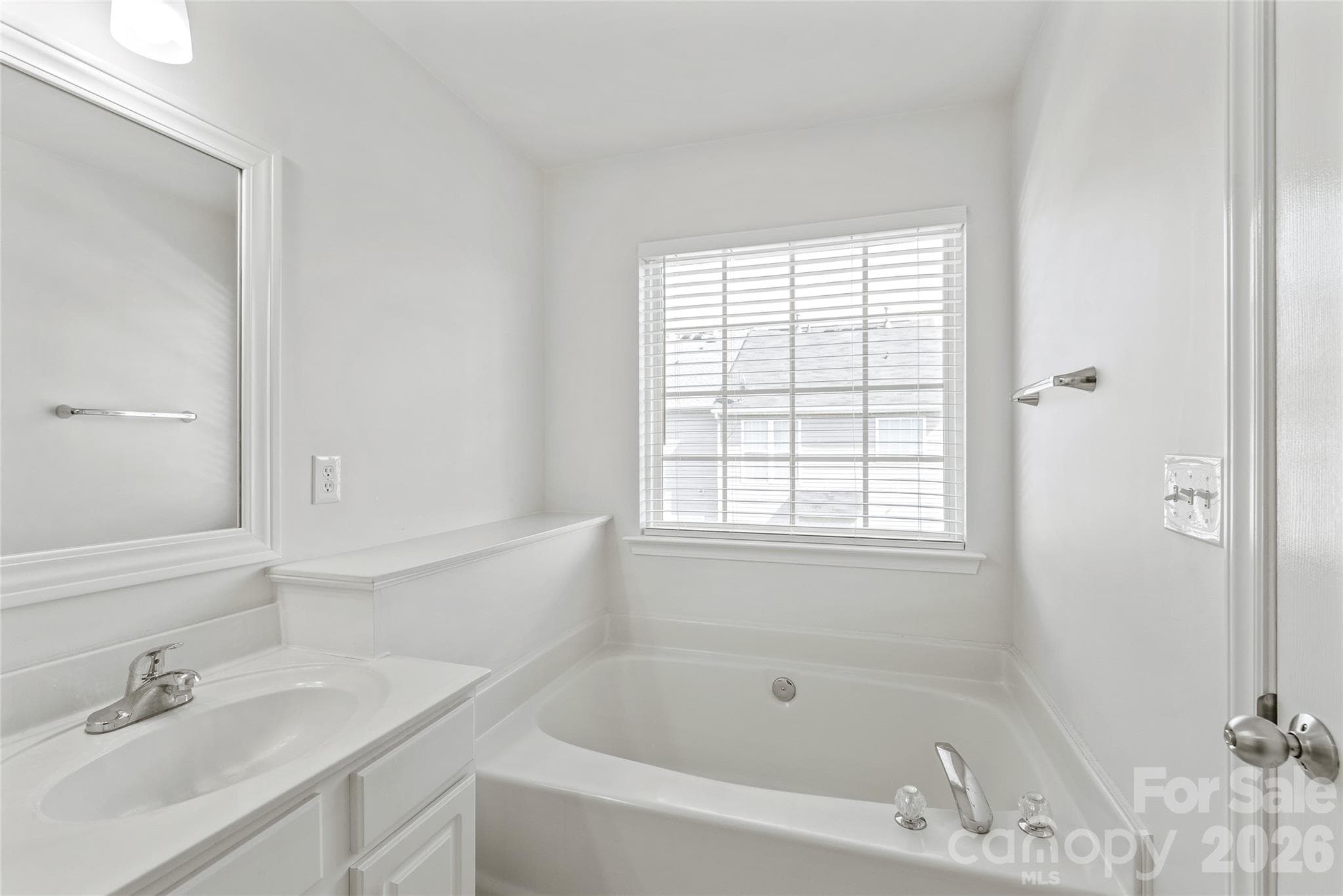 Townhouse at 1707 Kashmir White Lane, Fort Mill, photo 25 of 33