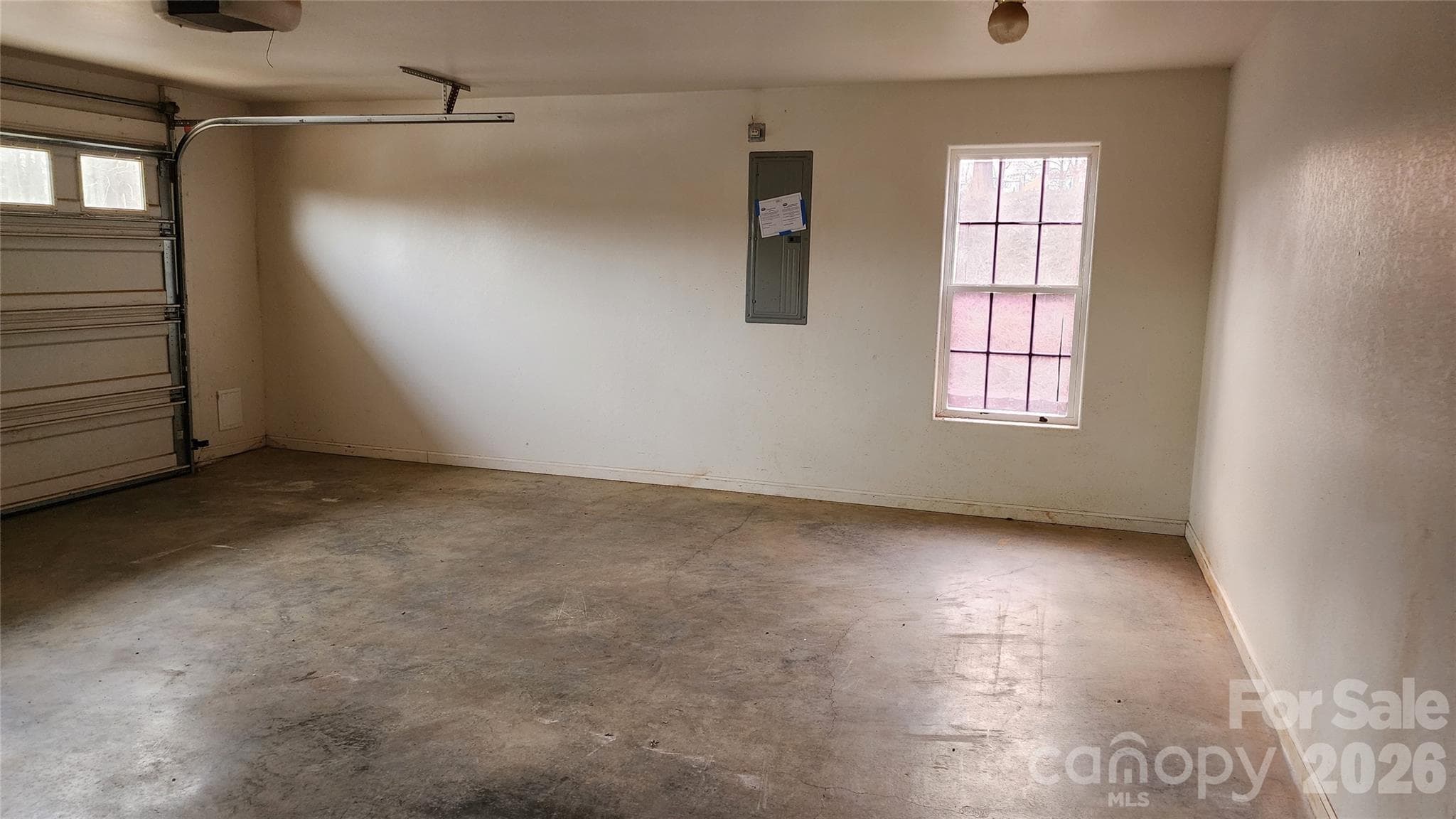 Garage - 200 Park Place, Morganton
