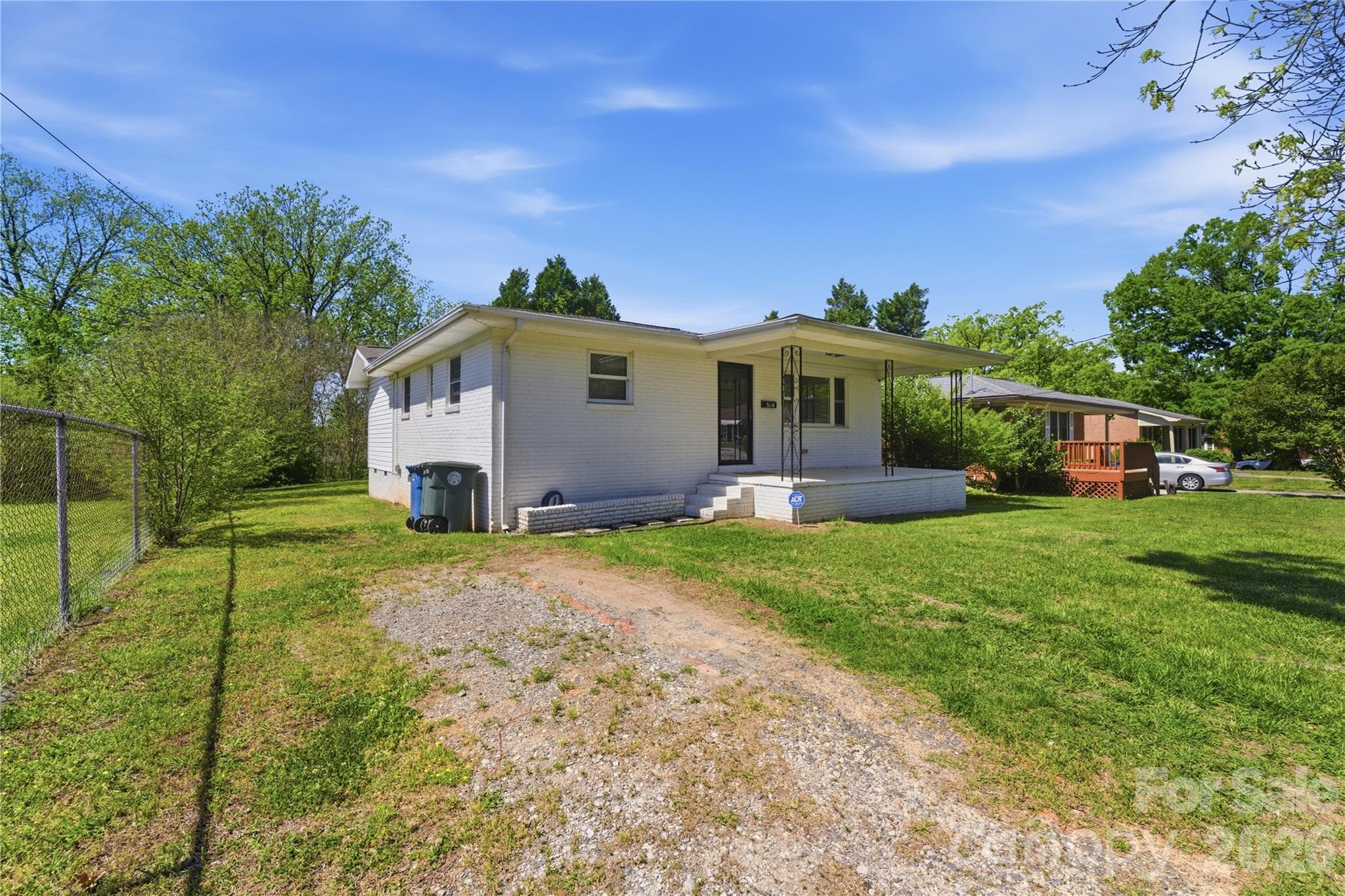 Single Family Residence at 615 W Marsh Street, Salisbury, photo 4 of 15