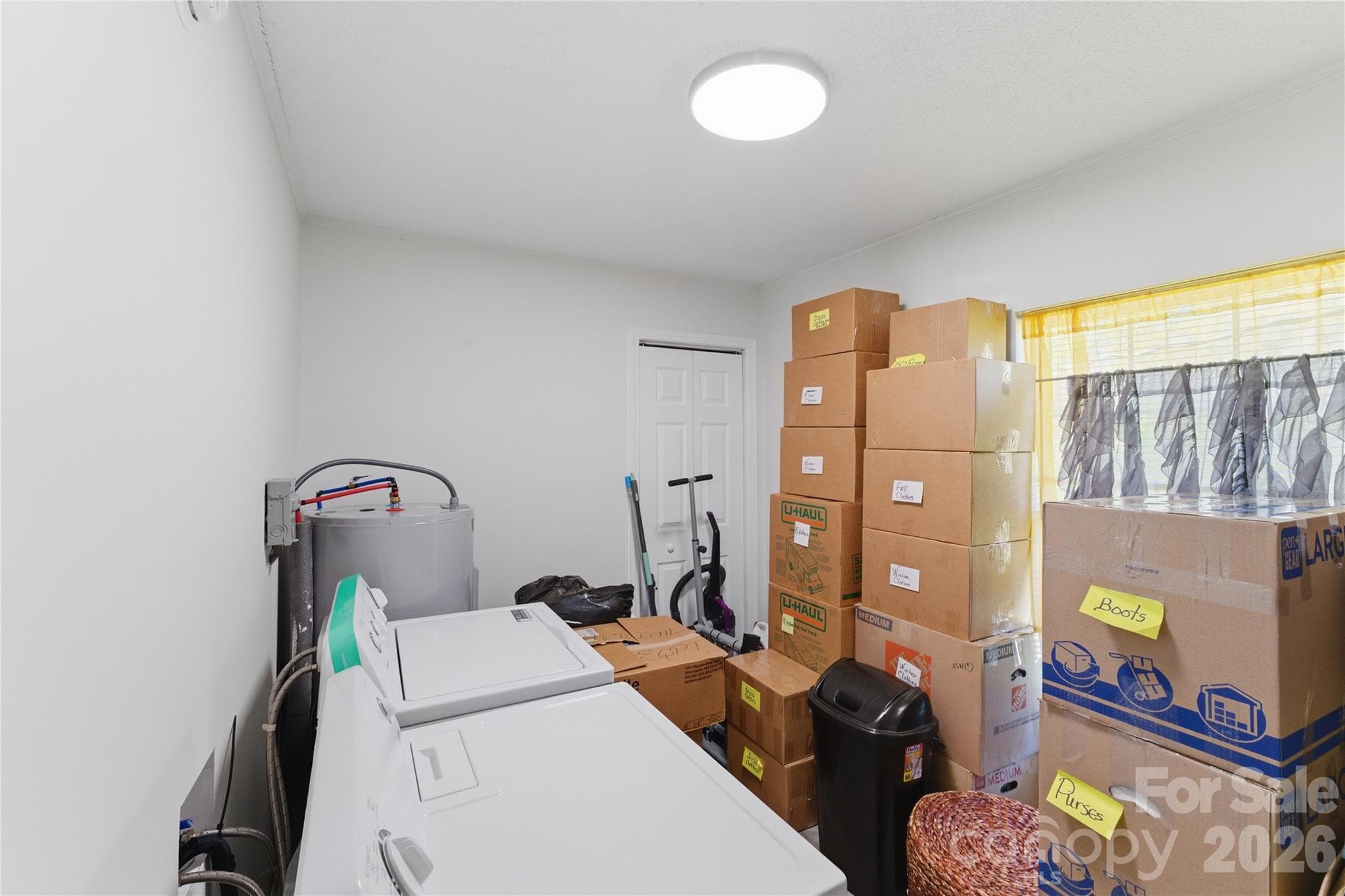 laundry - 615 W Marsh Street, Salisbury