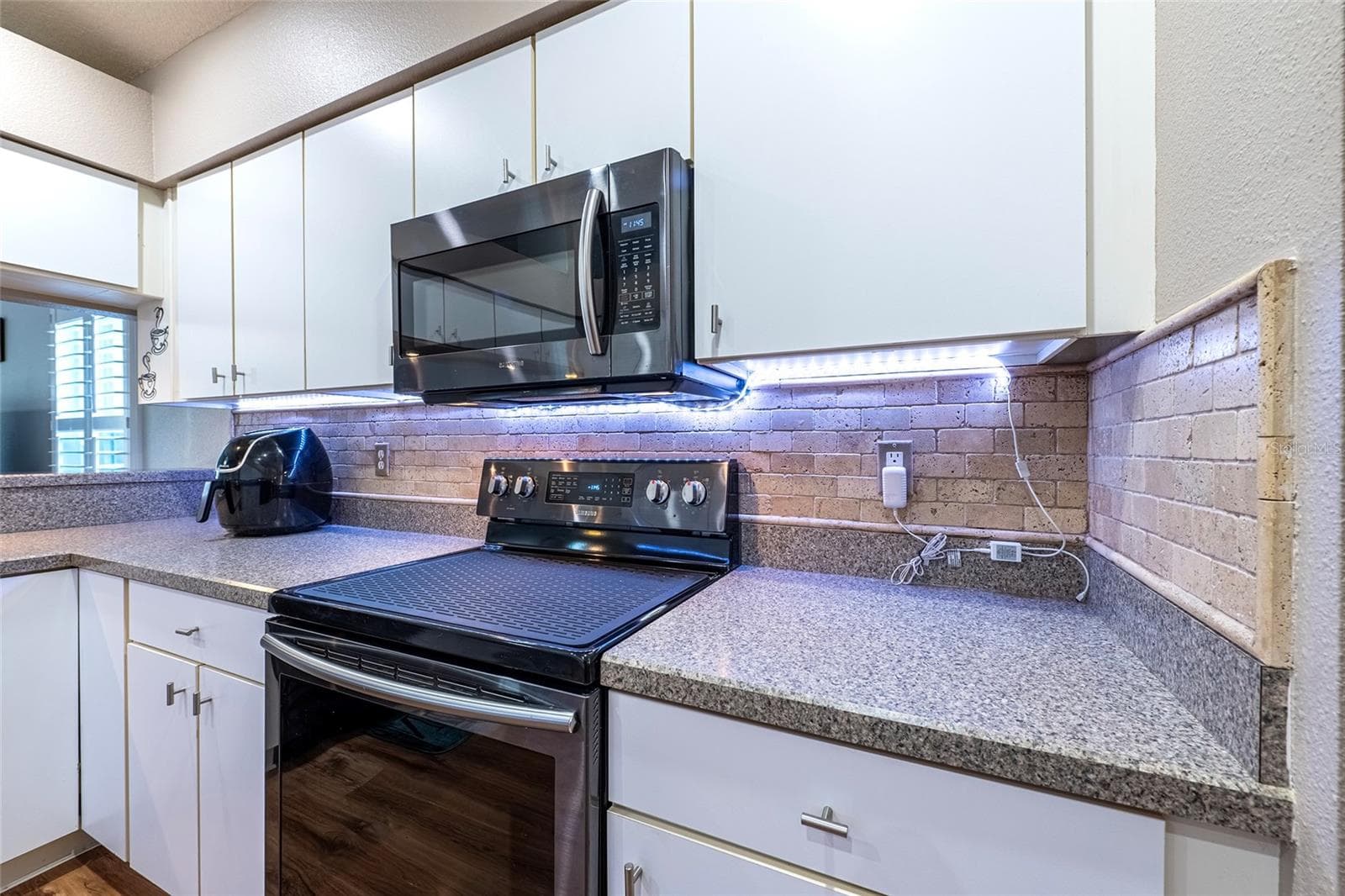 Single Family Residence at 13253 GOLF RIDGE PL, HUDSON, photo 11 of 54