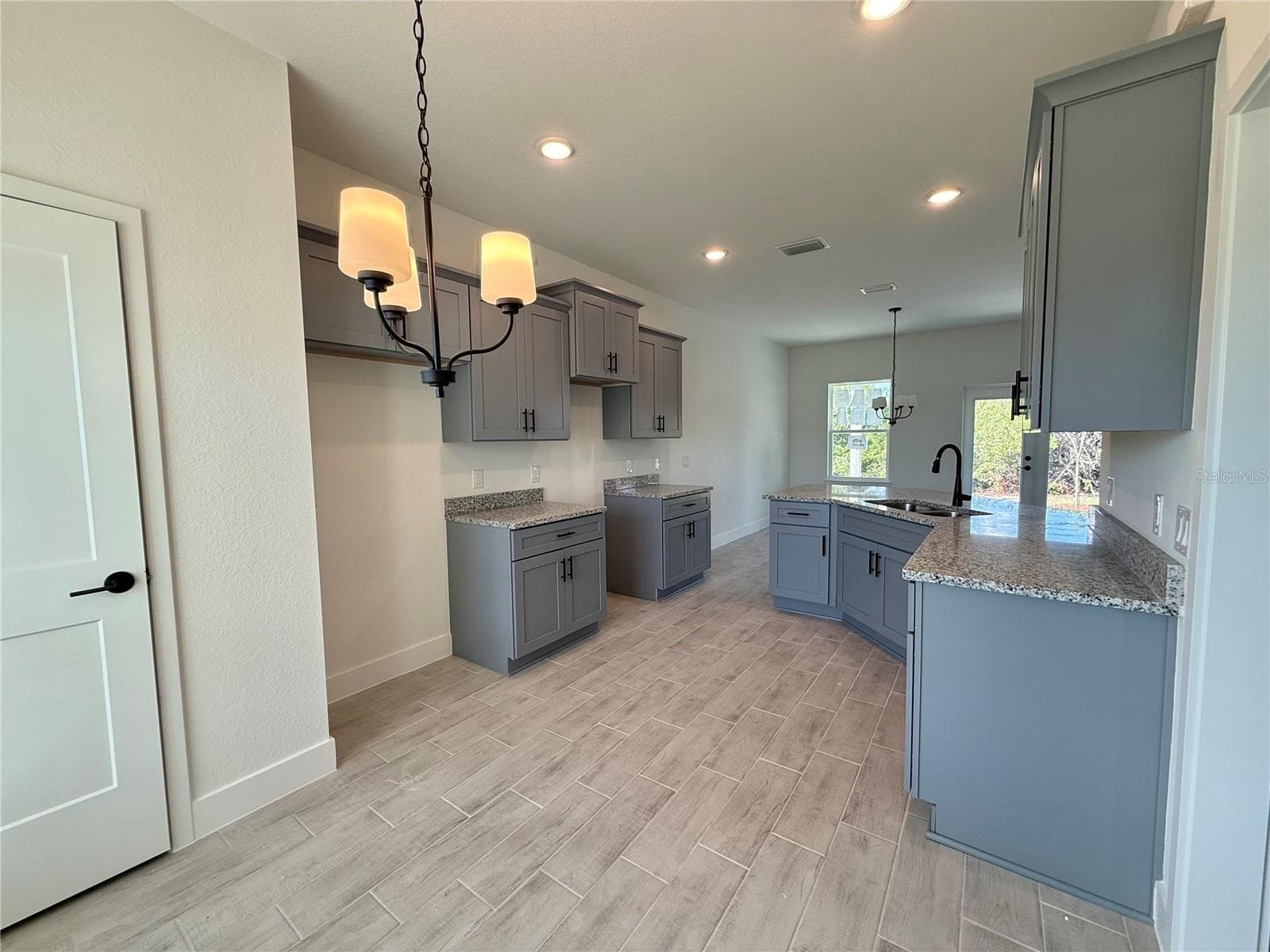 Single Family Residence at 27204 DEEP CREEK BLVD, PUNTA GORDA, photo 5 of 21
