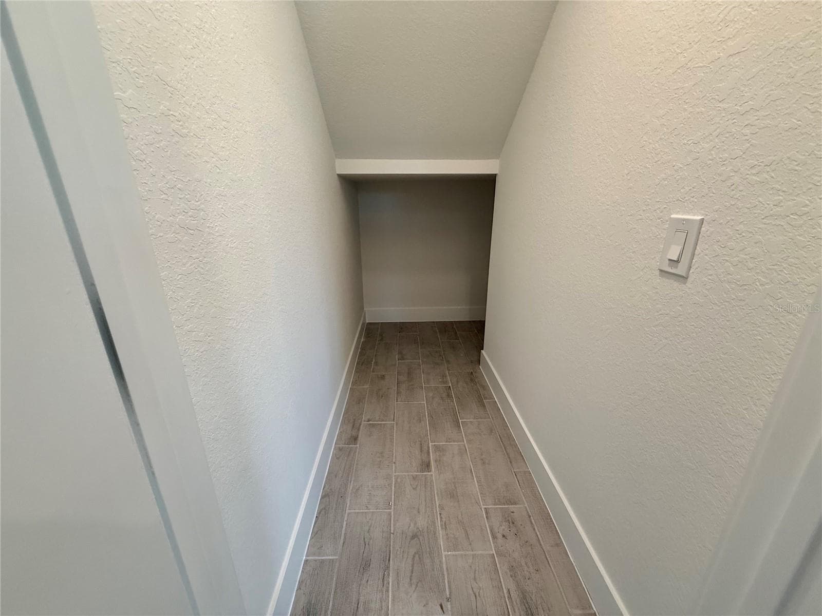 Single Family Residence at 27204 DEEP CREEK BLVD, PUNTA GORDA, photo 13 of 21