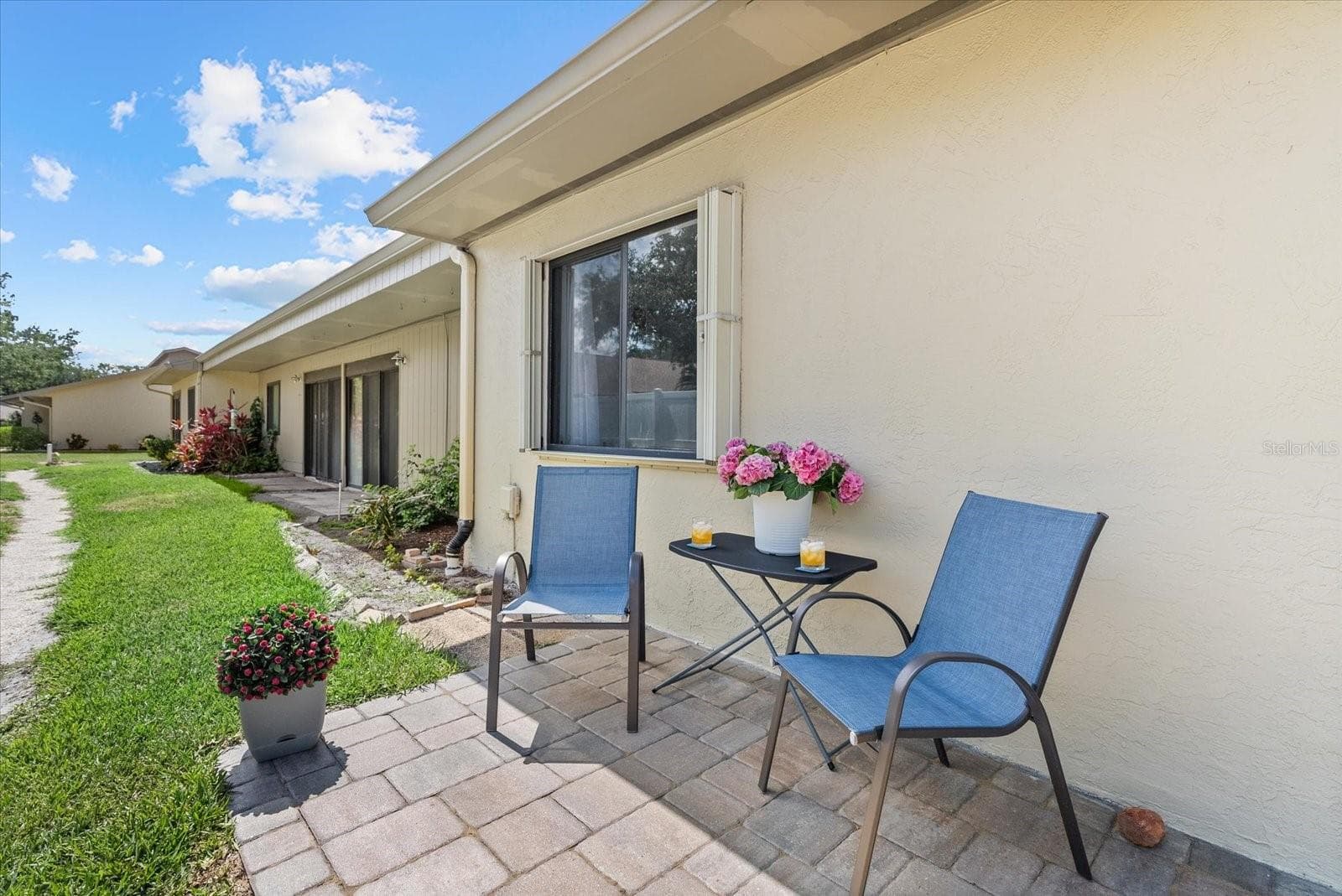Outdoor patio with new pavers. - 2723 60TH AVENUE DR W #2723, BRADENTON