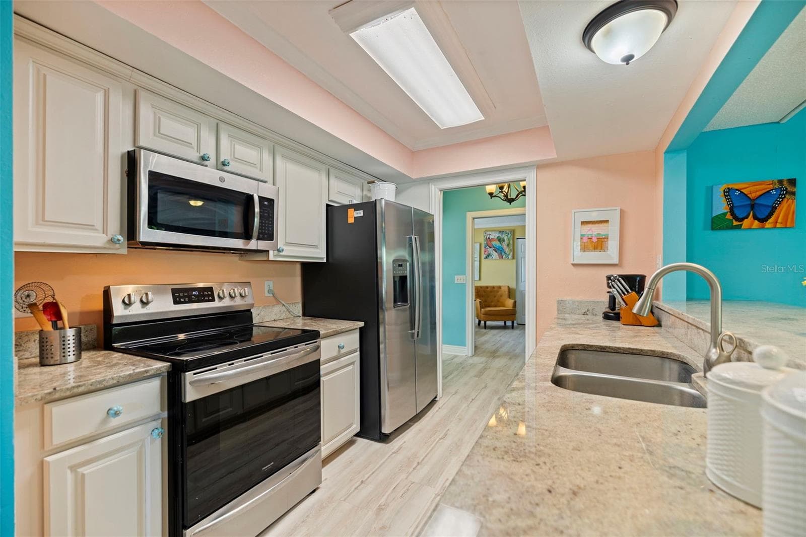 Single Family Residence at 201 58TH AVE S, ST PETERSBURG, photo 14 of 46