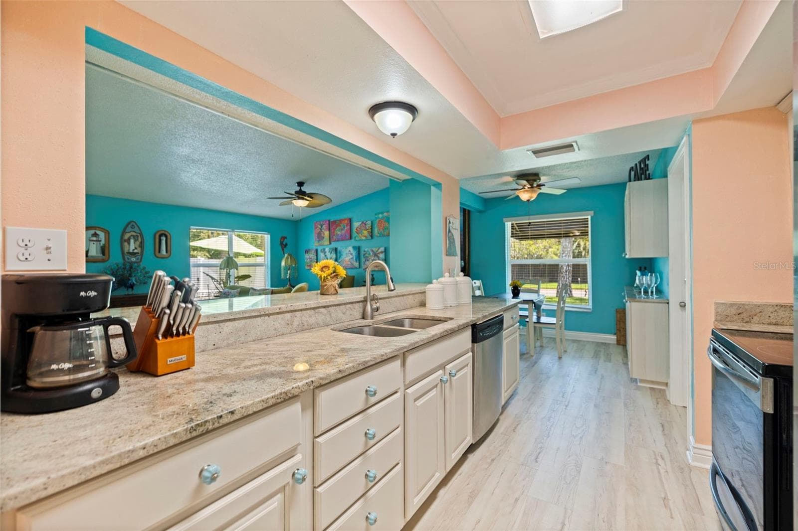 Single Family Residence at 201 58TH AVE S, ST PETERSBURG, photo 15 of 46